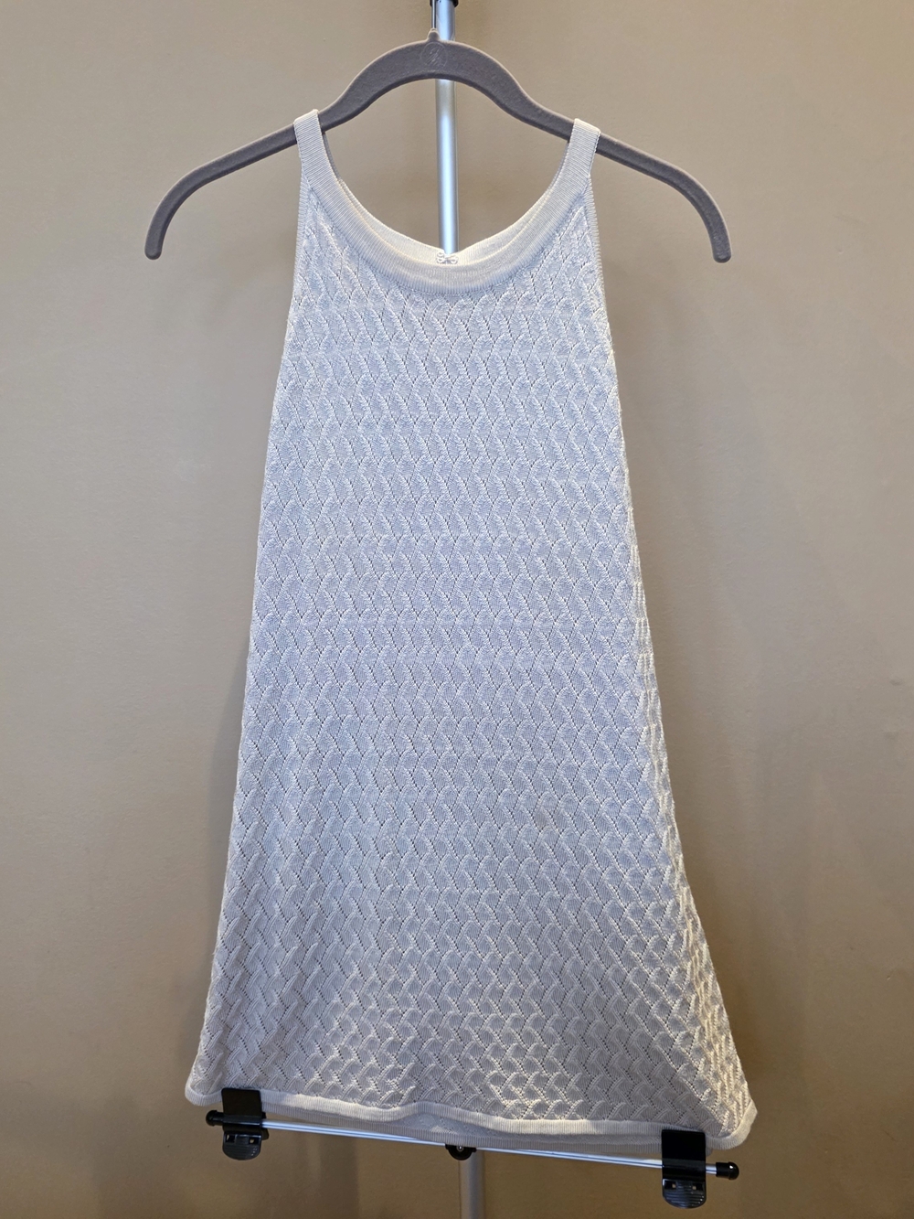 White House Black Market Cream Textured Knit Sleeveless Top